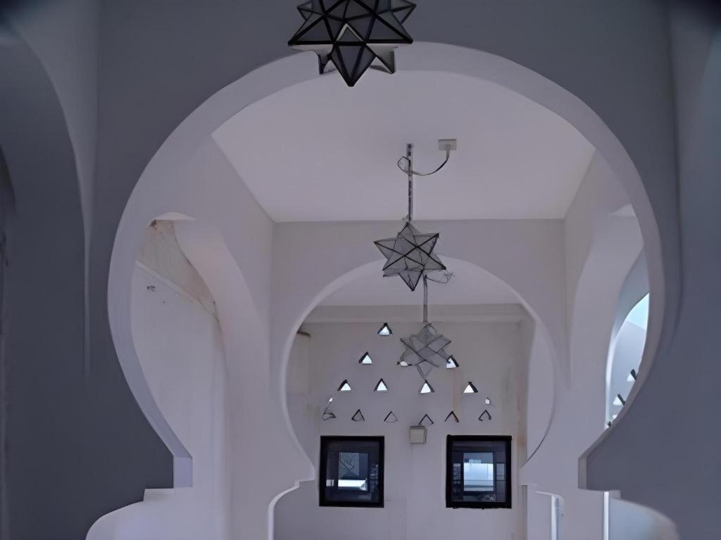 Arabian Art Hotel & Gallery 온주쿠 외부 사진