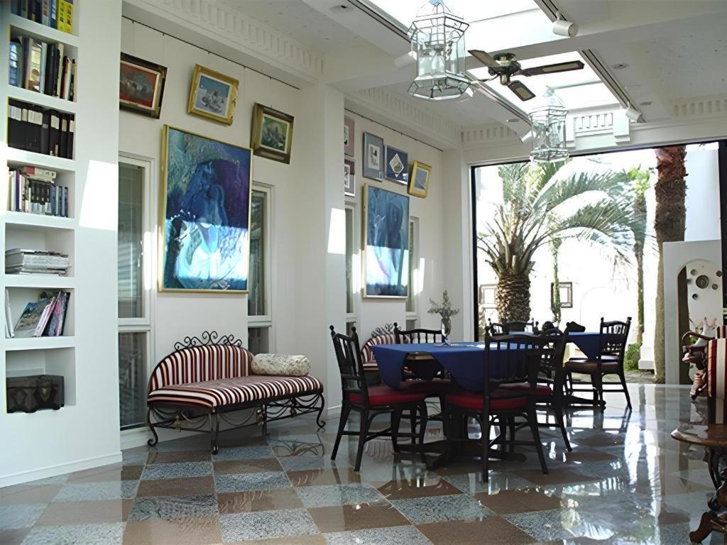Arabian Art Hotel & Gallery 온주쿠 외부 사진