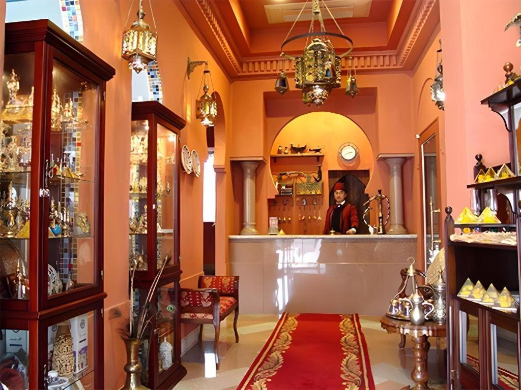Arabian Art Hotel & Gallery 온주쿠 외부 사진
