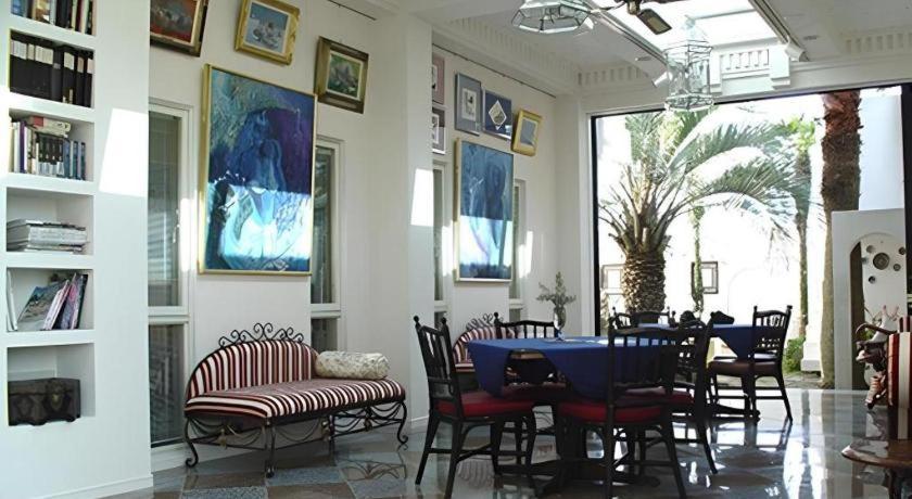 Arabian Art Hotel & Gallery 온주쿠 외부 사진