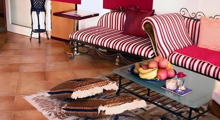 Arabian Art Hotel & Gallery 온주쿠 외부 사진